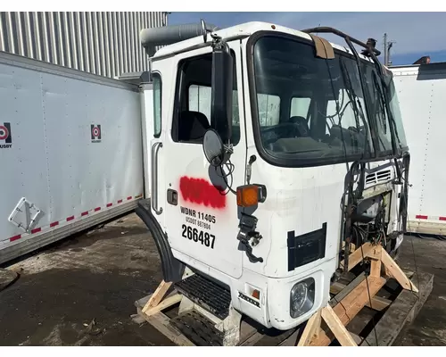 AUTOCAR ACX64 Cab Assembly