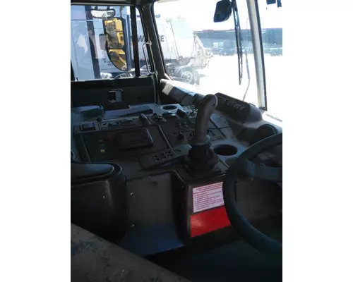 AUTOCAR ACXXPEDITOR CAB