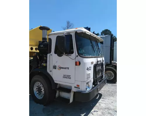 AUTOCAR ACXXPEDITOR CAB