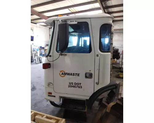 AUTOCAR ACXXPEDITOR CAB