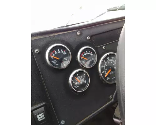 AUTOCAR ACXXPEDITOR GAUGE CLUSTER