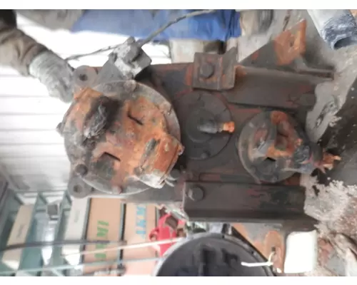 AUTOCAR DC102 Transfer Case Assembly