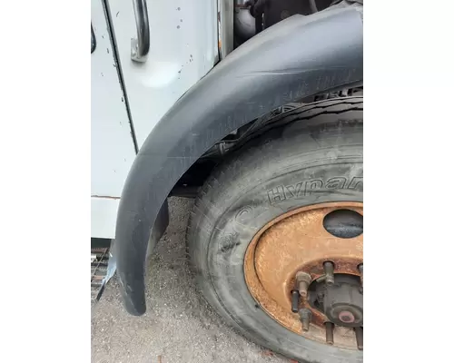 AUTOCAR WXLL (LOW LEVEL) FENDER, SPLASH SHIELDGUARD