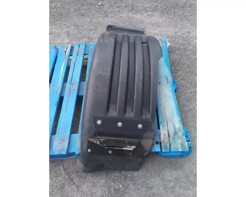 AUTOCAR WXLL (LOW LEVEL) FENDER, SPLASH SHIELDGUARD