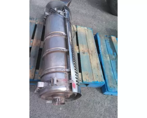 AUTOCAR WXLL (LOW LEVEL) MUFFLER