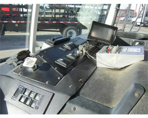 AUTOCAR WXLL Xpeditor Vehicle For Sale