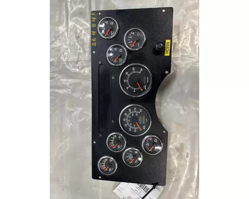 AUTOCAR WXLL64 Instrument Cluster