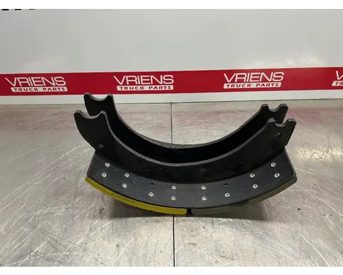 AXLE ALLIANCE BRK11588521 Brake Shoes