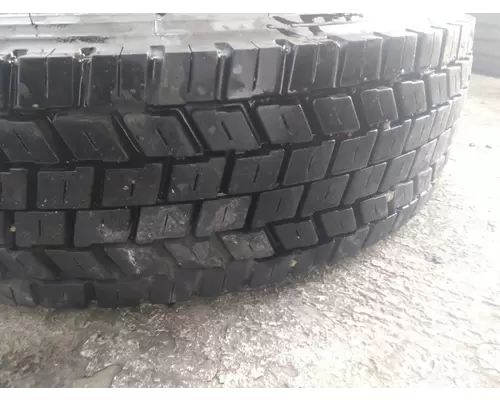 All MANUFACTURERS 225/70R19.5 TIREWHEEL