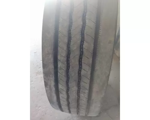 All MANUFACTURERS 295/75R22.5 TIREWHEEL