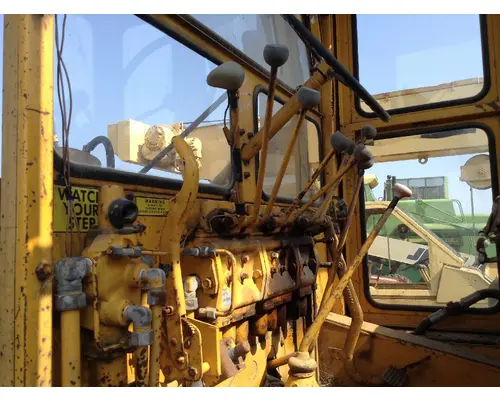 Austin Western 300 Equip Hydraulic Valve