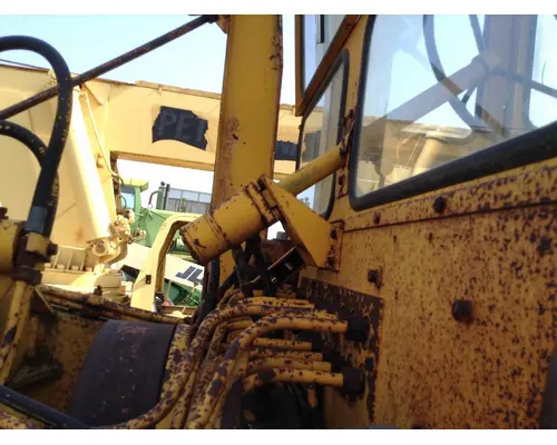 Austin Western 300 Equip Hydraulic Valve