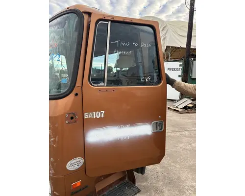 Door Assembly, Front AUTOCAR  Usa Trade &amp; Exports Inc