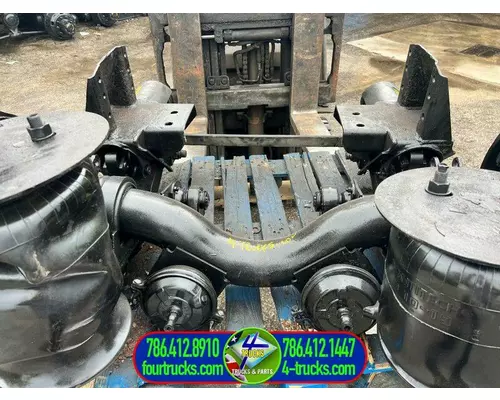 Autocar ARTA 555 Tag Axle
