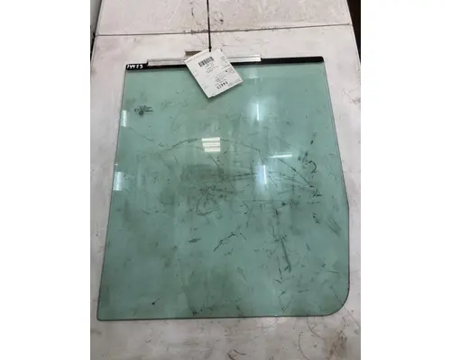 Door Glass, Front AUTOCAR ACX64 Housby