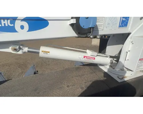 Autocrane C4500 Box  Bed