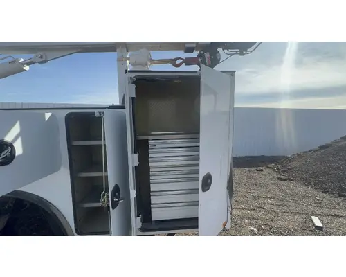 Autocrane C4500 Box  Bed