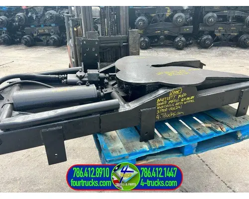 BARTLETT HYDRAULIC Fifth Wheel