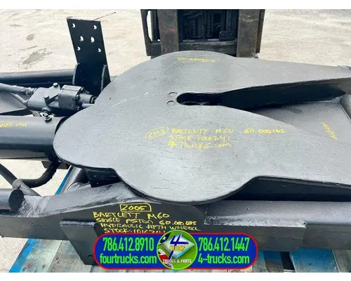 BARTLETT HYDRAULIC Fifth Wheel