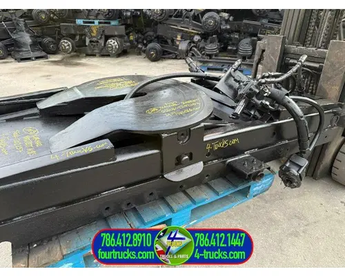 BARTLETT HYDRAULIC Fifth Wheel