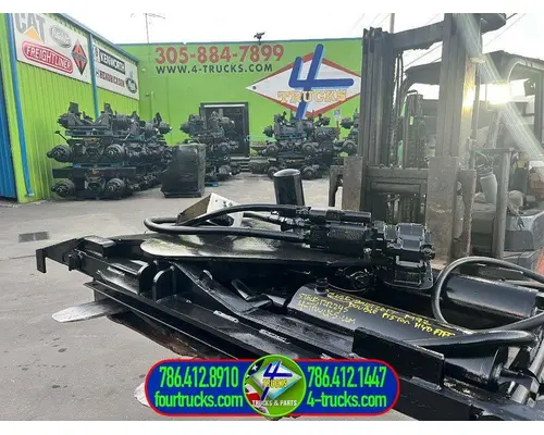 BARTLETT M92 DOUBLE PISTON Fifth Wheel