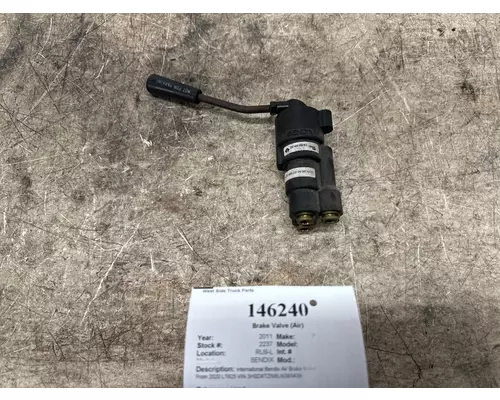 BENDIX 2014415C91 Brake Valve (Air)