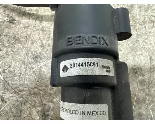 BENDIX 2014415C91 Brake Valve (Air)
