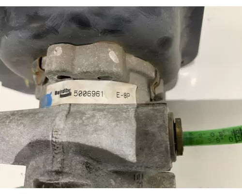 BENDIX 5006961 Brake Valve (Air)