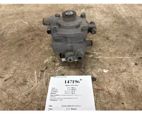 BENDIX 5008552 Brake Valve (Air)