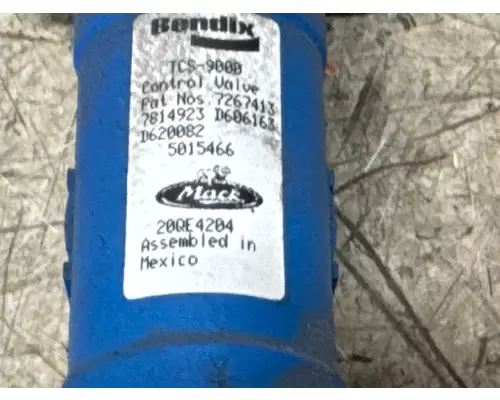 BENDIX 5015466 Brake Valve (Air)