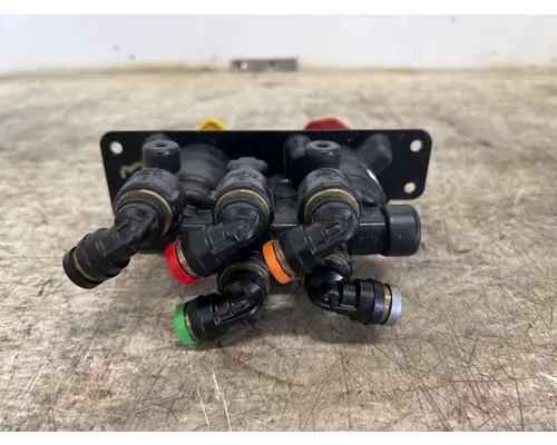 BENDIX 5018303 Brake Valve (Air)