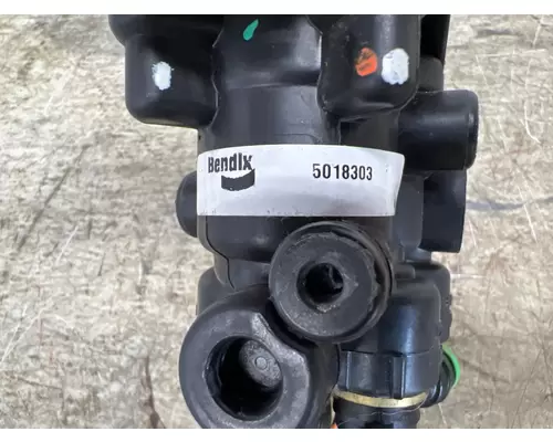 BENDIX 5018303 Brake Valve (Air)