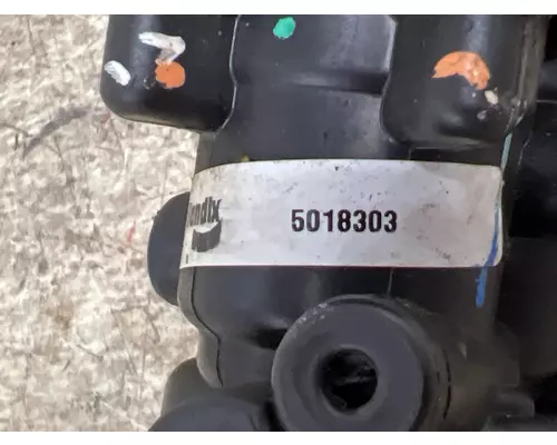 BENDIX 5018303 Brake Valve (Air)