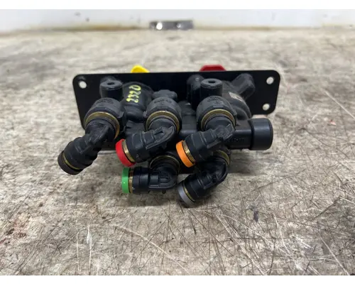 BENDIX 5018303 Brake Valve (Air)