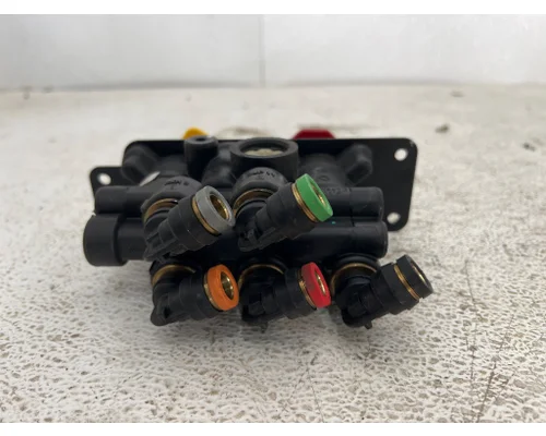 BENDIX 5018303 Brake Valve (Air)