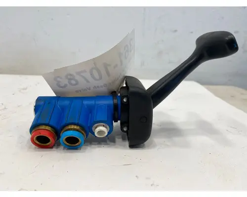 BENDIX 5700 Brake Proportioning Valve