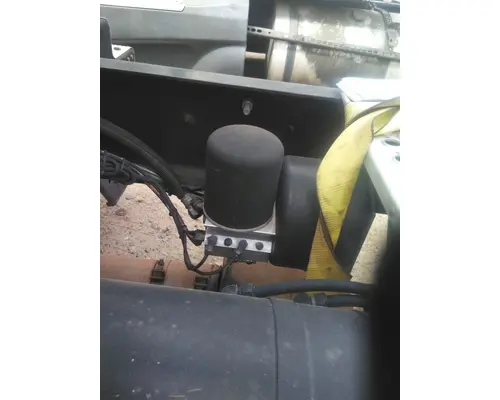 BENDIX AD-2 AIR DRYER (BRAKE)