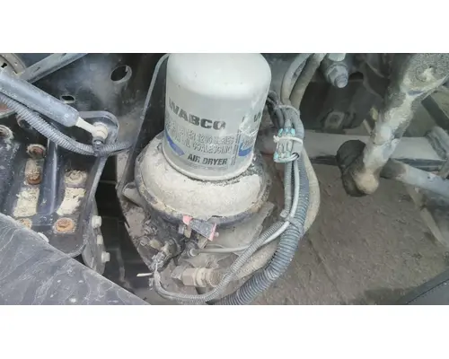 BENDIX AD-9SI AIR DRYER (BRAKE)