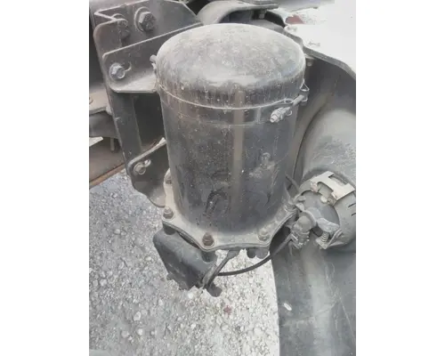 BENDIX AD-9 AIR DRYER (BRAKE)