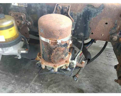 BENDIX AD-9 AIR DRYER (BRAKE)
