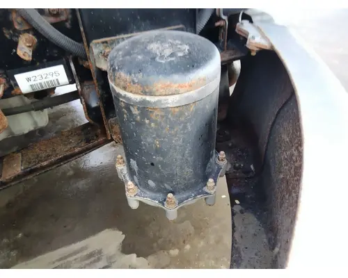 BENDIX AD-9 AIR DRYER (BRAKE)