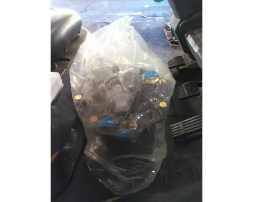 BENDIX AD-9 AIR DRYER (BRAKE)