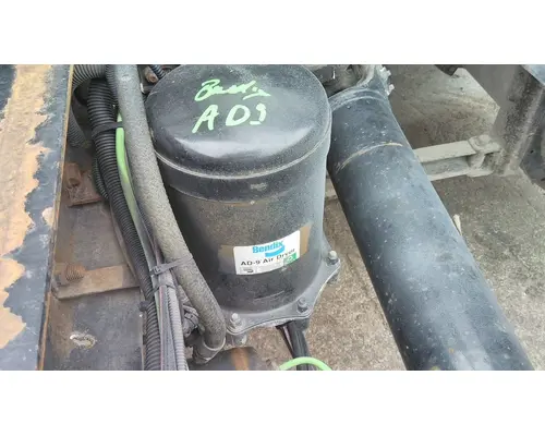 BENDIX AD-9 AIR DRYER (BRAKE)