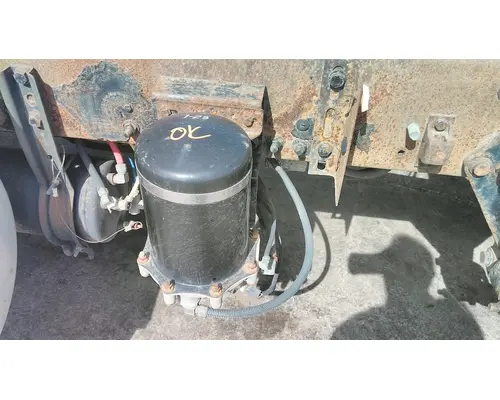 BENDIX AD-9 AIR DRYER (BRAKE)