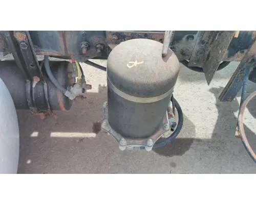 BENDIX AD-9 AIR DRYER (BRAKE)