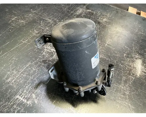 BENDIX AD-9 Air Dryer