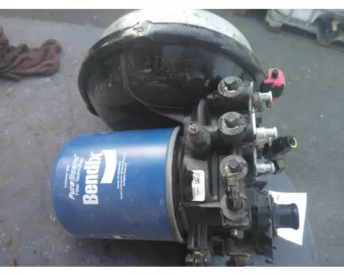 BENDIX AD-IS AIR DRYER (BRAKE)