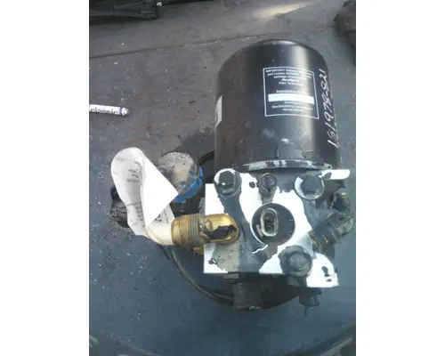 BENDIX AD-IS AIR DRYER (BRAKE)