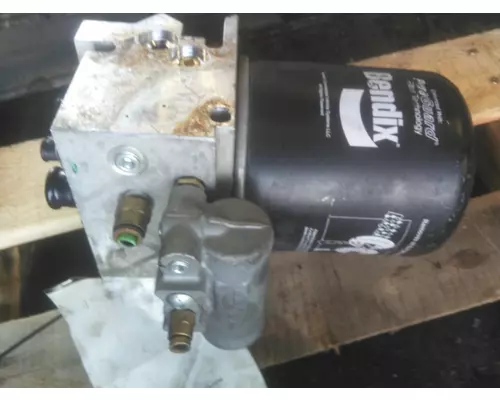 BENDIX AD-IS AIR DRYER (BRAKE)