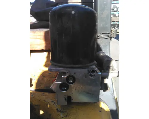 BENDIX AD-IS AIR DRYER (BRAKE)